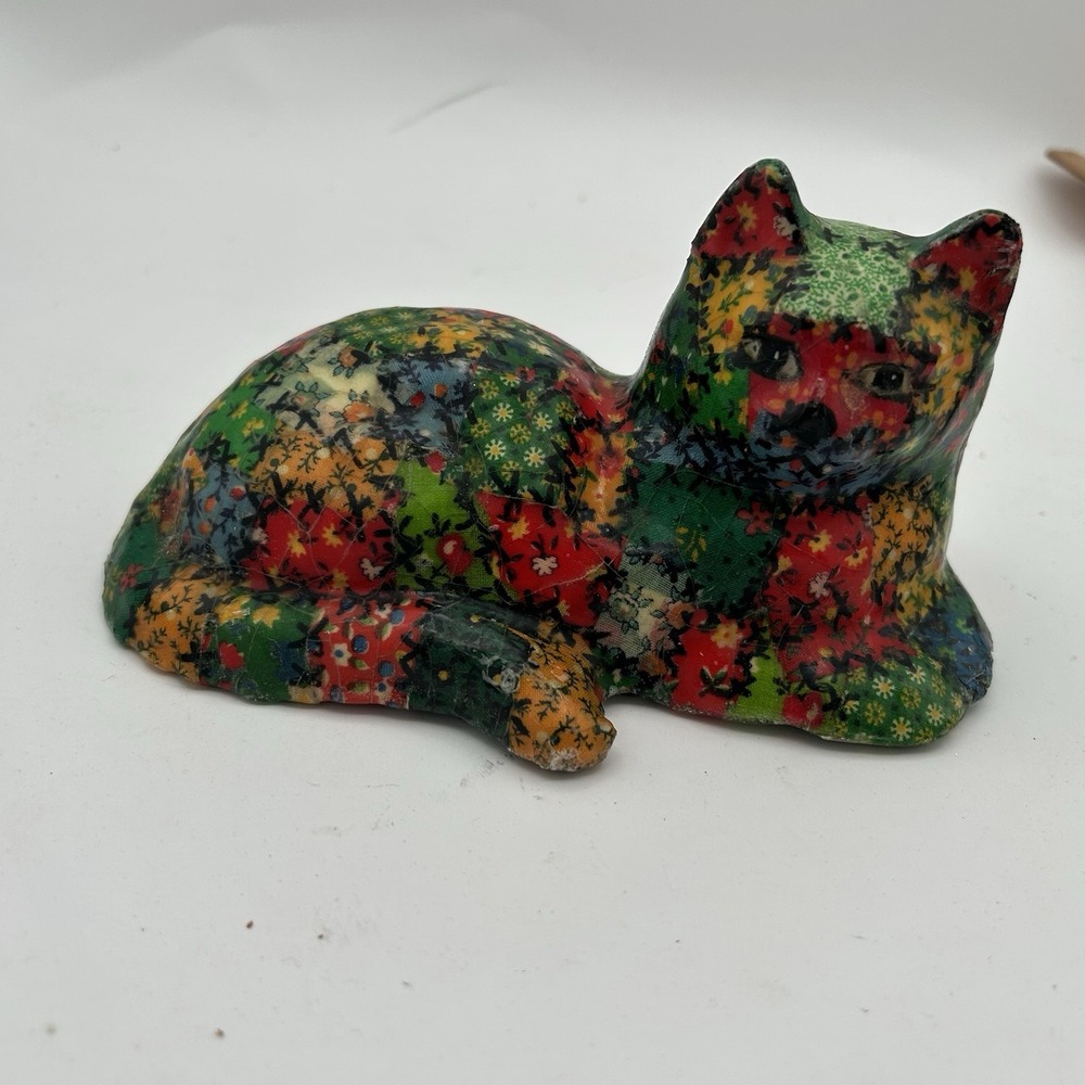 VTG 60s Paper Mache Style Plaster Patchwork Quilt Cat Statue Kitschy Cottage 7"